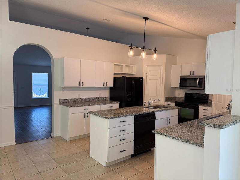 3 bedroom Single Family Residence at 916 NANCY COURT, POINCIANA VILLAGE 5 NBHD 1, KISSIMMEE — photo 3