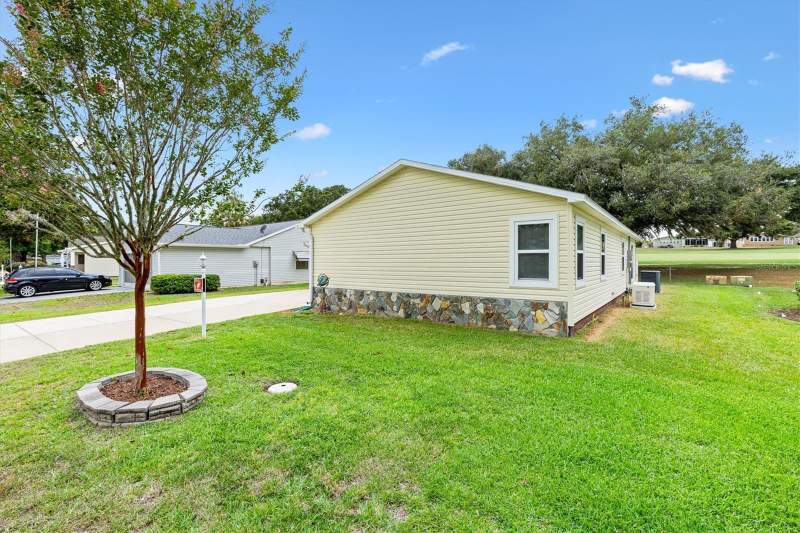 2 bedroom Single Family Residence at 723 Heathrow Avenue, Lady Lake Orange Blossom Gardens Unit 10, The Villages — photo 3
