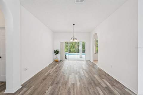 2529 Jasmine Trace Drive, Kissimmee FL - photo 8 of 52
