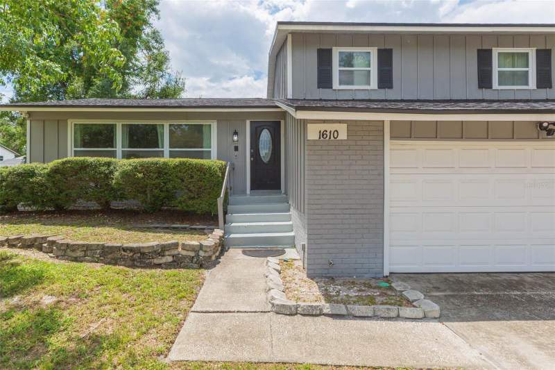 3 bedroom Single Family Residence at 1610 Burning Tree Lane, Brandon Country Estates Unit N, Brandon — photo 4