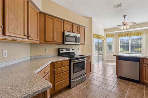 24242 E Belle Mede Drive, Leesburg FL - photo 22 of 61