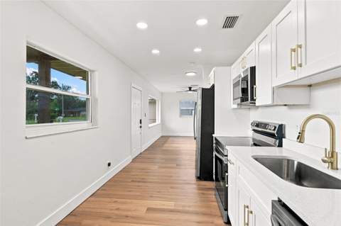 5209 S 80th Street #No unit, Tampa FL - photo 11 of 25