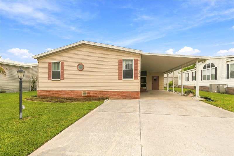 3 bedroom Manufactured Home at 2484 Longpine Lane, Teka Vlg Rplt Tract 2 Rplt Tract C, St Cloud — photo 1