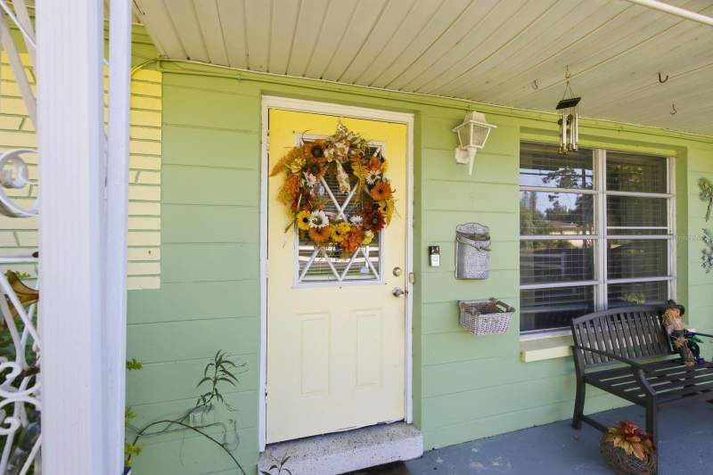 2 bedroom Single Family Residence at 6801 17th Lane, Meadow Lawn 10th Add, St Petersburg — photo 2