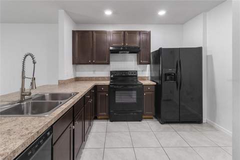 9033 Wildflower Lane, Kissimmee FL - photo 14 of 45