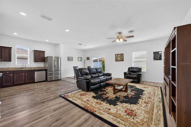3 bedroom Single Family Residence at 16434 Blooming Cherry Drive, Cherry Lake Landing, Groveland — photo 3