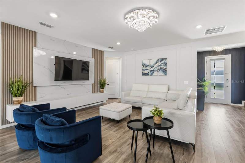 5 bedroom Single Family Residence at 4519 LIONS GATE AVENUE, HARTWOOD LNDG PH 2, CLERMONT — photo 3