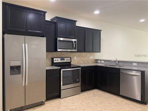 9141 Hillcroft Drive, Riverview FL - photo 8 of 23