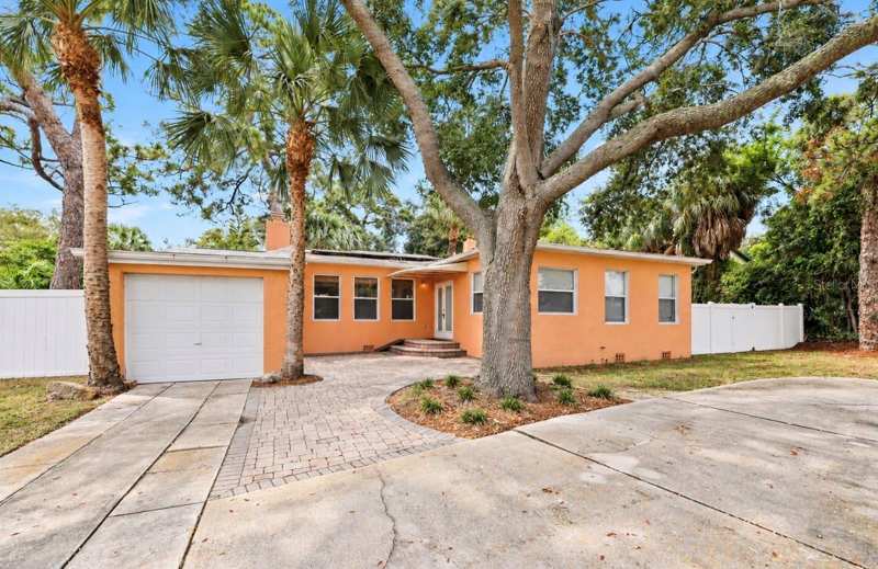 2 bedroom Single Family Residence at 1559 Bayshore Boulevard, Dunedin Isles 1, Dunedin — photo 1