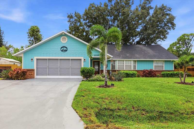 3 bedroom Single Family Residence at 1137 Ponderosa Road, South Venice, Venice — photo 1