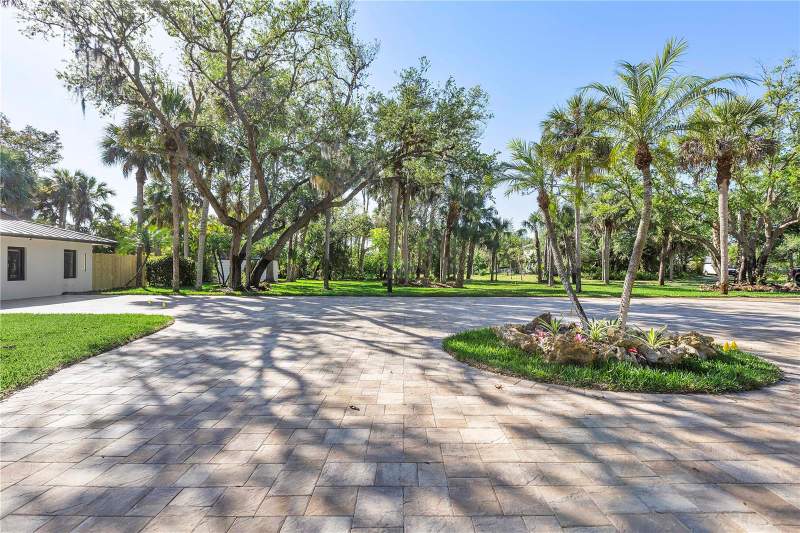 4 bedroom Single Family Residence at 3511 Heritage Lane, Heritage Farms, Fort Myers — photo 4