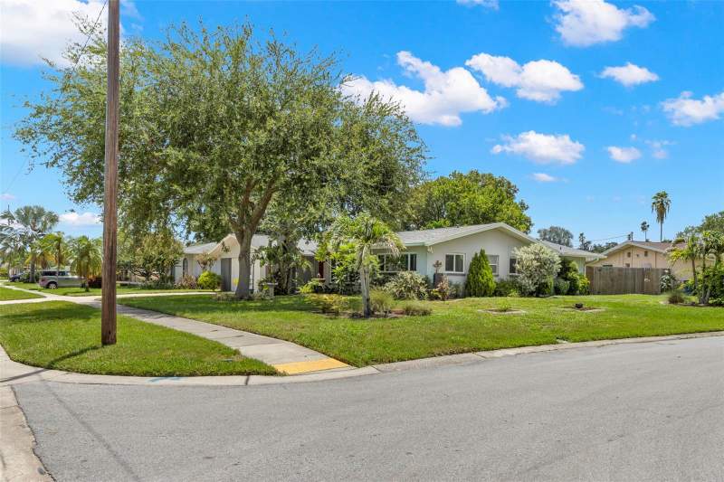 3 bedroom Single Family Residence at 1447 Byram Drive, Sunset Highlands, Clearwater — photo 4