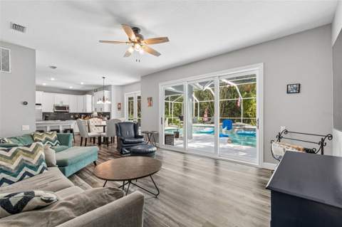 10201 Garden Alcove Drive, Tampa FL - photo 6 of 6