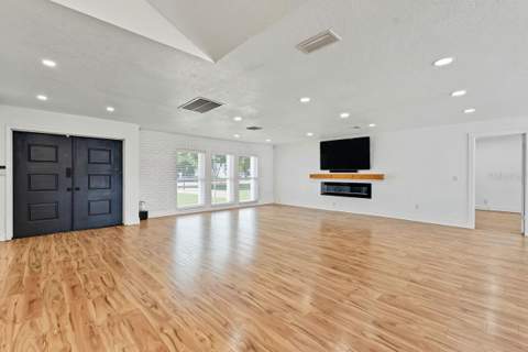 6370 90th Avenue, Pinellas Park FL - photo 6 of 78