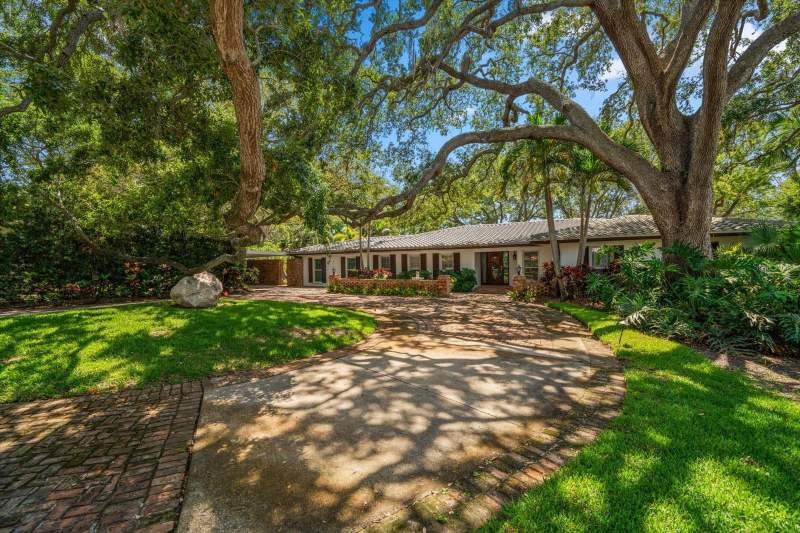 4 bedroom Single Family Residence at 7 Rosery Lane, Belleair Place, Belleair — photo 5