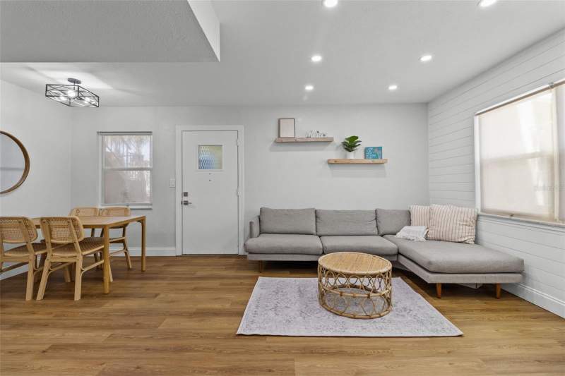 1 bedroom Condominium at 9895 1st Street #5, Carefree Apts Condo, Treasure Island — photo 3