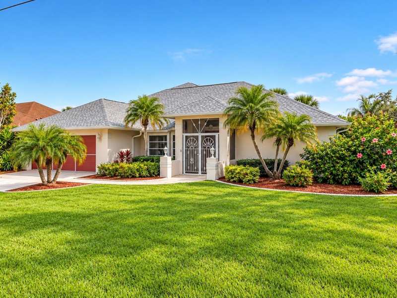 4 bedroom Single Family Residence at 63 Clubhouse Road, Rotonda West Pinehurst, Rotonda West — photo 1