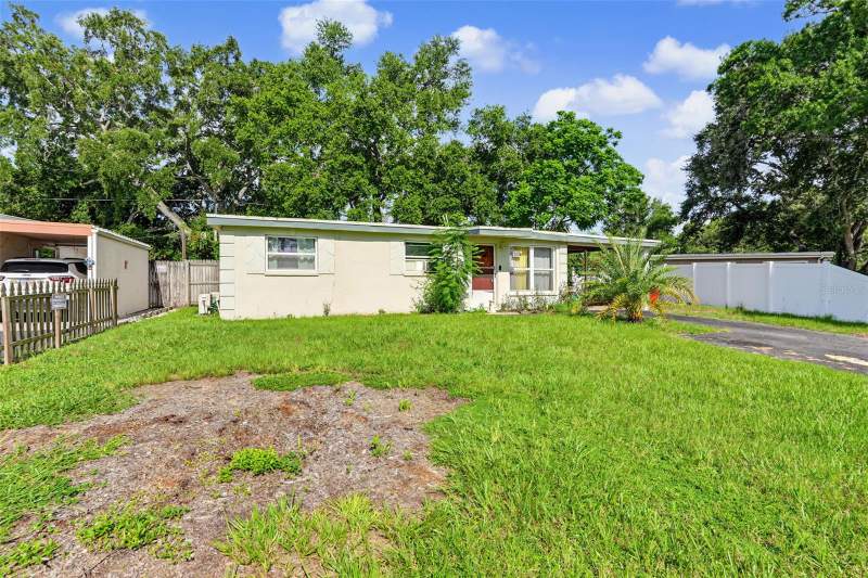 3 bedroom Single Family Residence at 9374 84th Street, Crestridge 3rd Add, Seminole — photo 2