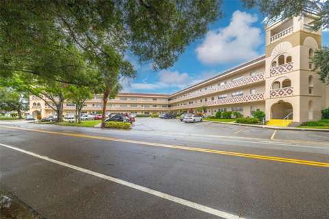 2383 Netherlands Drive #59, home for sale in Clearwater 33763