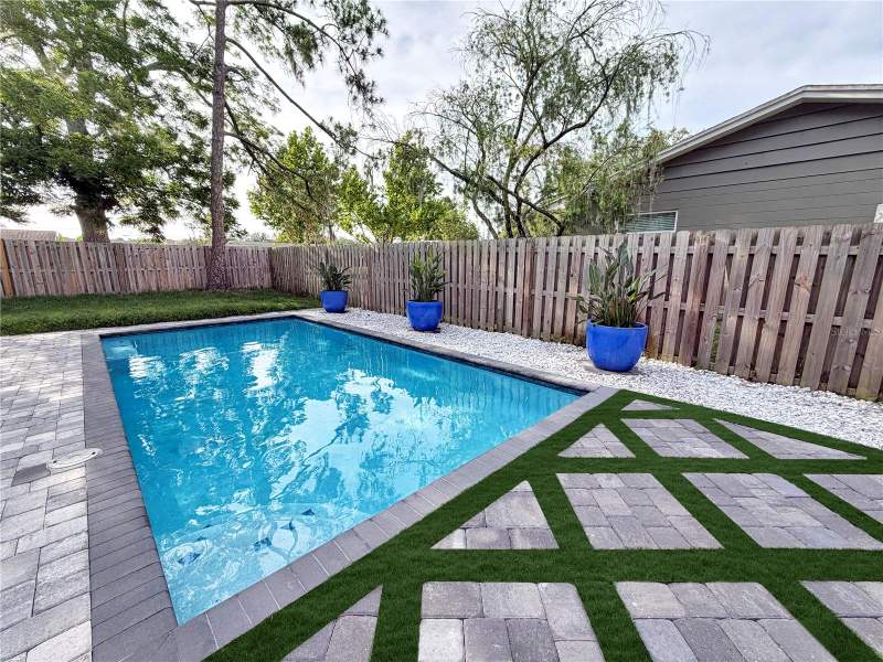 4 bedroom Single Family Residence at 20 E Division Street, Winter Garden Shores First Add, Winter Garden — photo 3