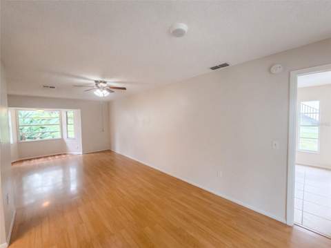 12054 Joe Herrmann Drive, San Antonio FL - photo 11 of 31