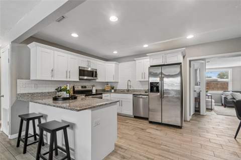 10746 109th Street, Seminole FL - photo 11 of 43