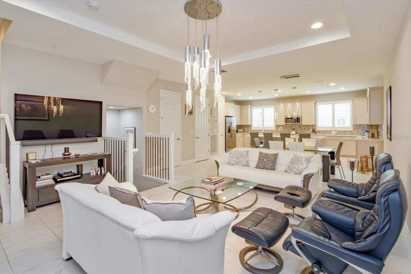 3 bedroom Townhouse at 1495 Lake George Drive, Grande Oaks At Heathrow, Lake Mary — photo 2