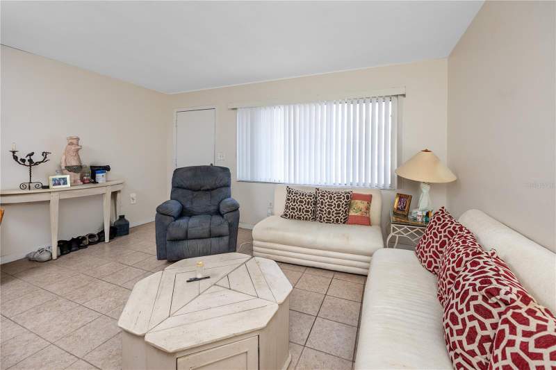 1 bedroom Condominium at 224 Waverly Way #4, Waverly Manor Apts Co-Op, Clearwater — photo 5