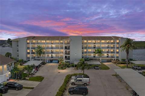 8150 Brent Street #725, golf community for sale in Port Richey