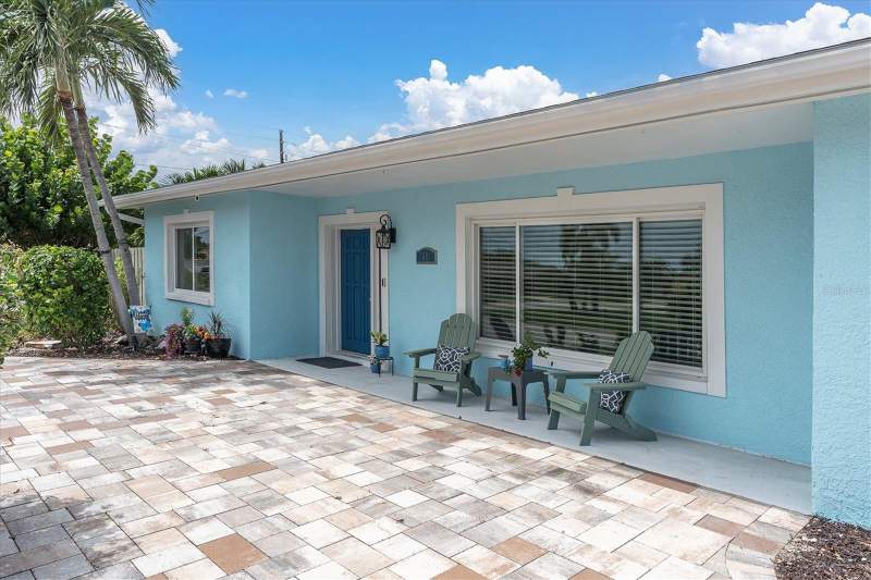 4 bedroom Single Family Residence at 7891 4TH AVENUE, SOUTH CSWY ISLE 4TH ADD, ST PETERSBURG — photo 3