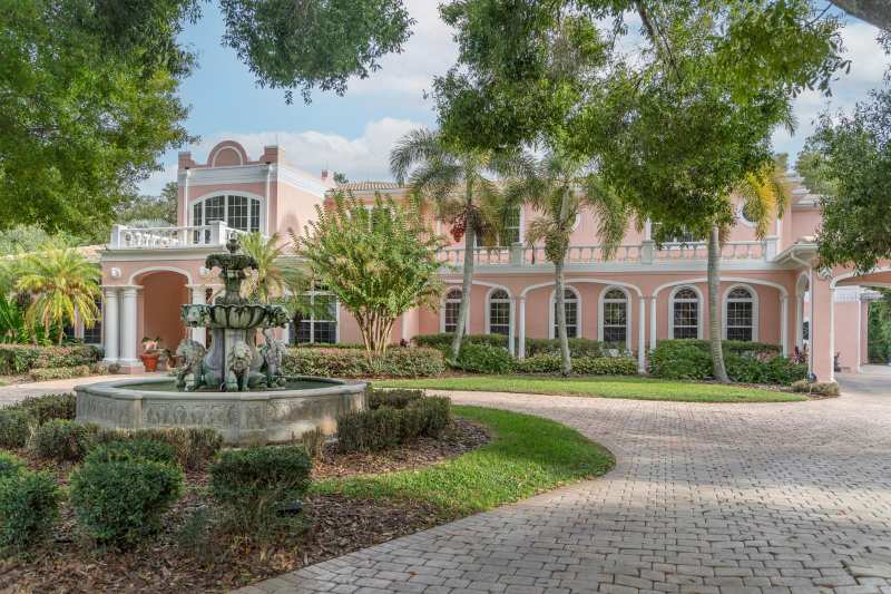 4 bedroom Single Family Residence at 543 Isleworth Close, Wentworth, Tarpon Springs — photo 1