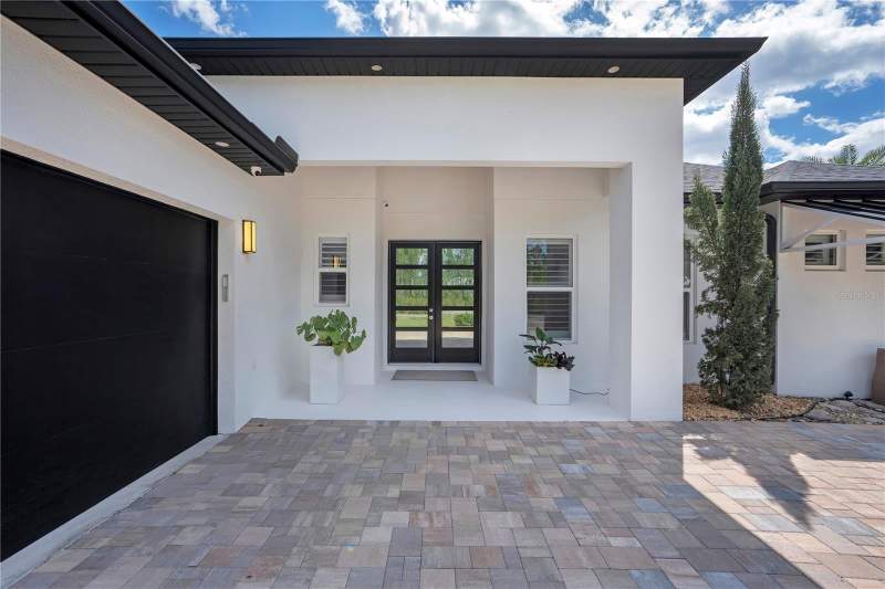 6 bedroom Single Family Residence at 19240 LANSDOWNE STREET, CAPE ORLANDO ESTATES, ORLANDO — photo 5