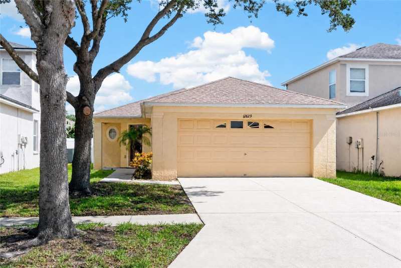3 bedroom Single Family Residence at 12629 Evington Point Drive, Panther Trace Ph 2A-2 Unit, Riverview — photo 1