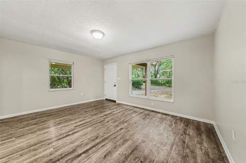 2318 Jobbins Drive, Leesburg FL - photo 6 of 15