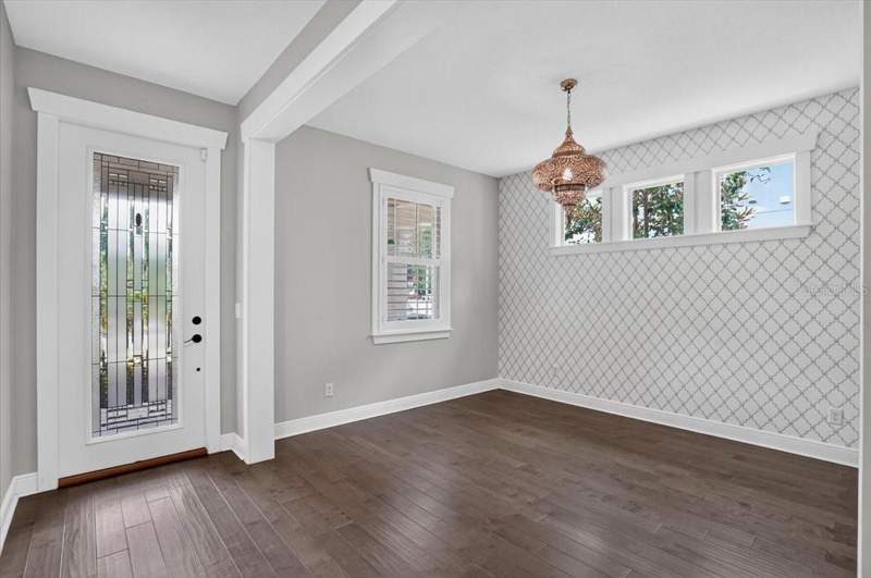 4 bedroom Single Family Residence at 3615 W Renellie Circle, Bel Mar Unit 2, Tampa — photo 5