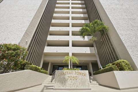 7050 Sunset Drive #216, home for sale in South Pasadena 33707