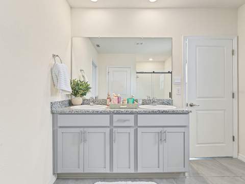 36013 Ellsworth Place, Zephyrhills FL - photo 18 of 26