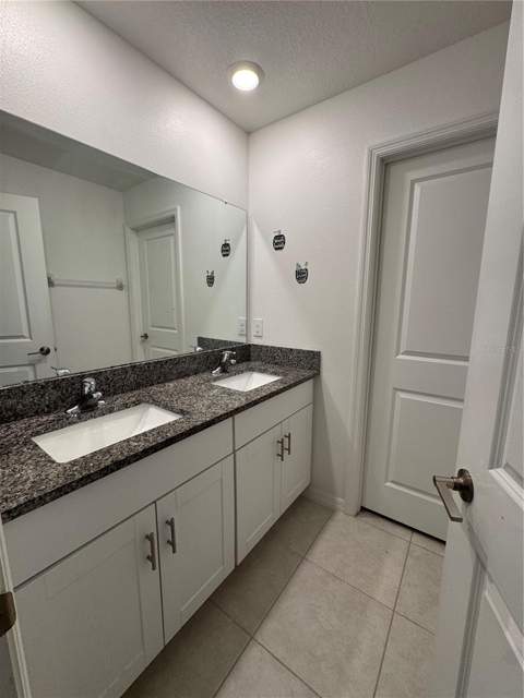 36569 Smithfield Lane, Zephyrhills FL - photo 14 of 30