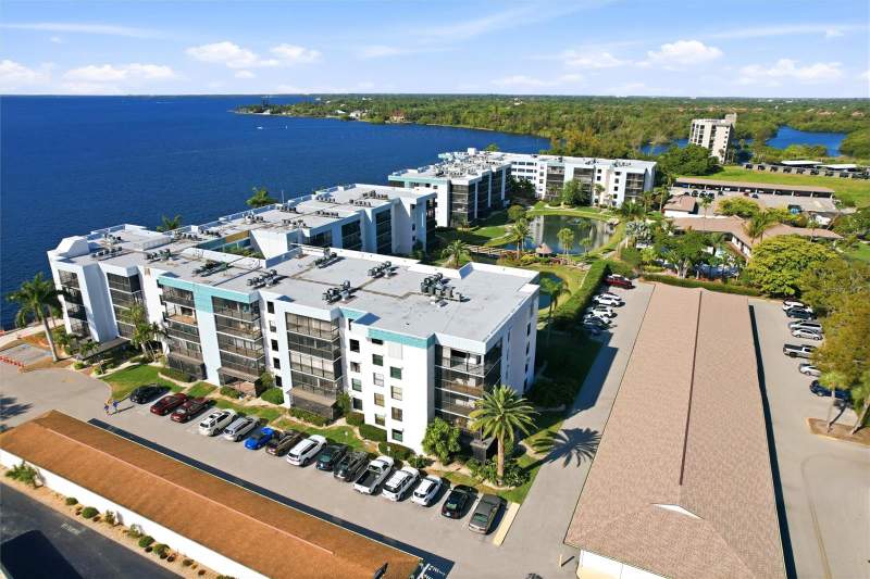 2 bedroom Condominium at 3460 N Key Drive #407, Schooner Bay Enterprise, North Fort Myers — photo 4