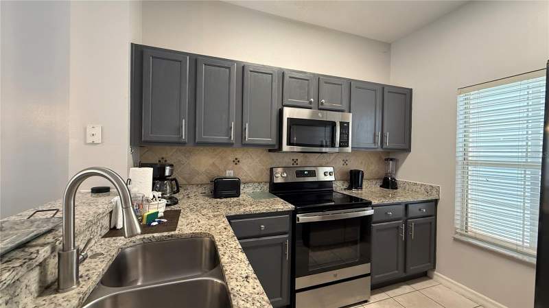 3 bedroom Townhouse at 8517 Bay Lilly Loop, Encantada Ph 1, Kissimmee — photo 3