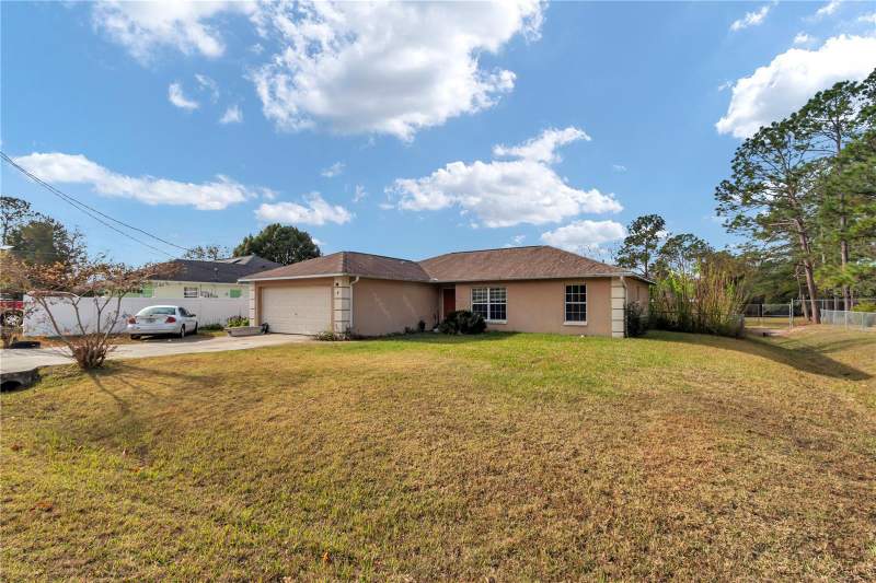 3 bedroom Single Family Residence at 4 Hemlock Terrace Course, Silver Spgs Shores Un 21, Ocala — photo 3