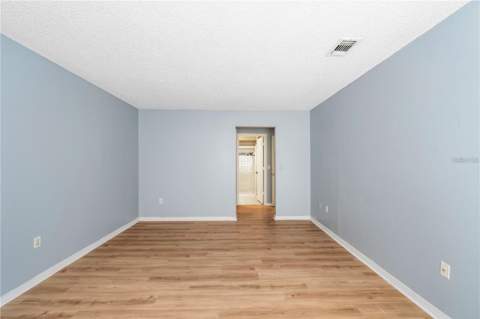 4160 Versailles Drive #4160D, Orlando FL - photo 11 of 20