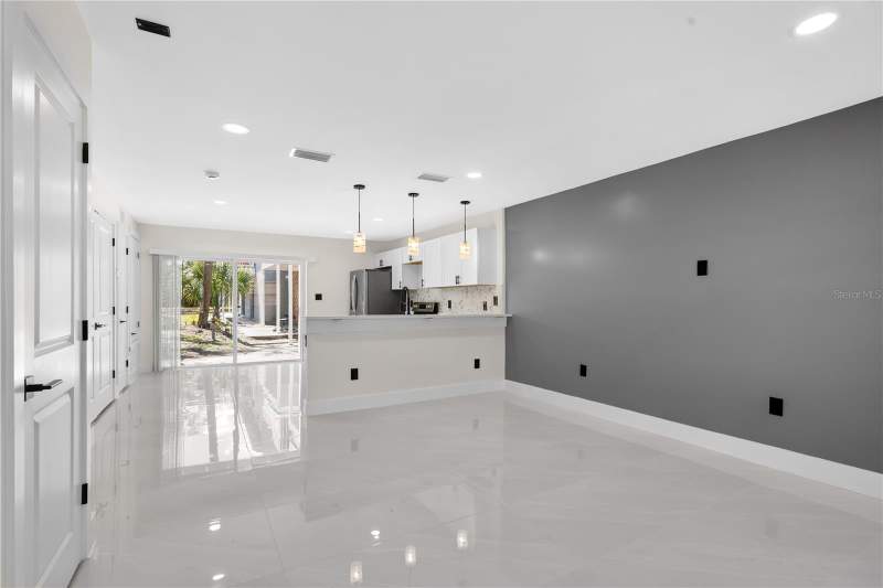 2 bedroom Condominium at 7300 Daniel Webster Drive #M7, Colonies, Winter Park — photo 3