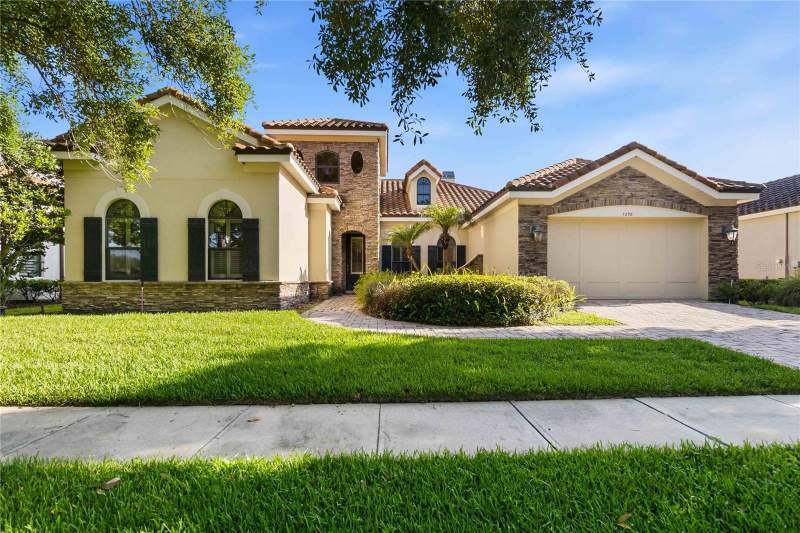 1298 BELLA VISTA CIRCLE home for sale in Bella Vista