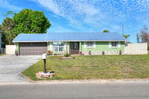 6108 Fairway Boulevard, home for sale in Apollo Beach 33572