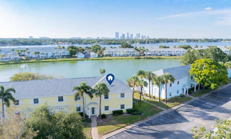 2 bedroom Condominium at 123 Seahorse Drive #D, Waterside At Coquina Key North, St Petersburg — photo 1