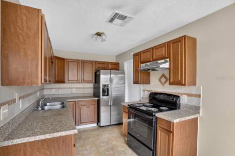 145 Dorchester Court, Kissimmee FL - photo 8 of 34
