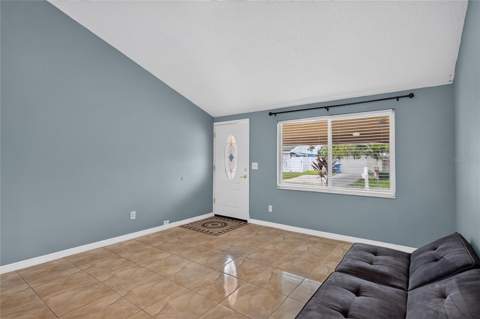 6711 Glen Forest Court, Tampa FL - photo 12 of 45