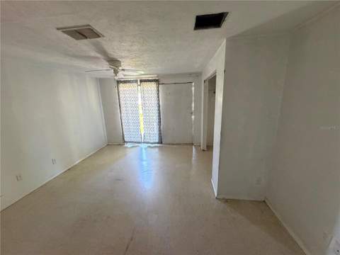 38404 14th Avenue, Zephyrhills FL - photo 6 of 7