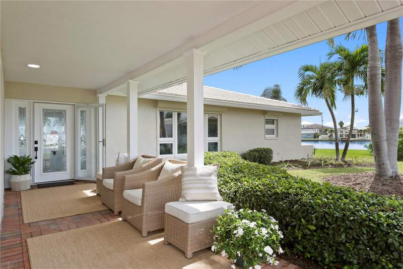 3 bedroom Single Family Residence at 11625 6th Street, Capri Isle Sub, Treasure Island — photo 3